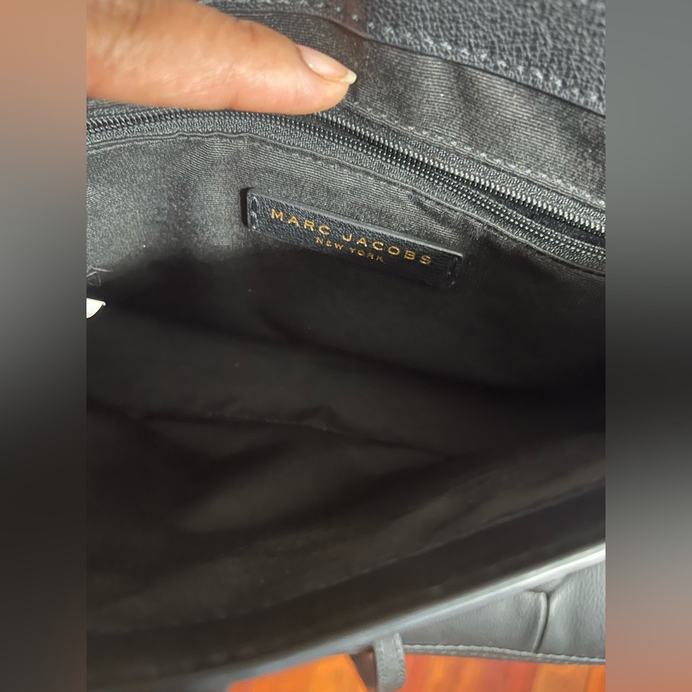 Marc Jacobs Black Crossbody Bag NWOT - Picture 8 of 8